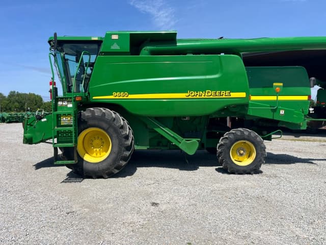 Image of John Deere 9660 equipment image 1
