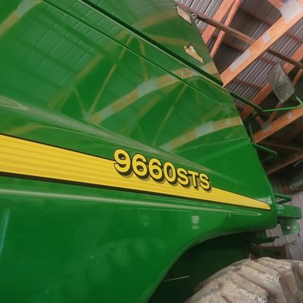 2004 John Deere 9660 STS Equipment Image0