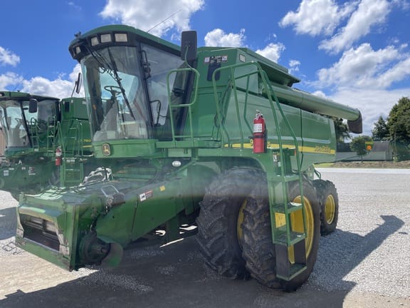 2004 John Deere 9660 STS Equipment Image0