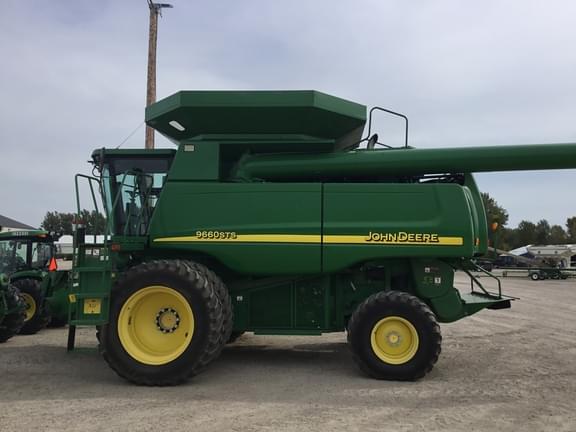 Image of John Deere 9660 STS equipment image 1