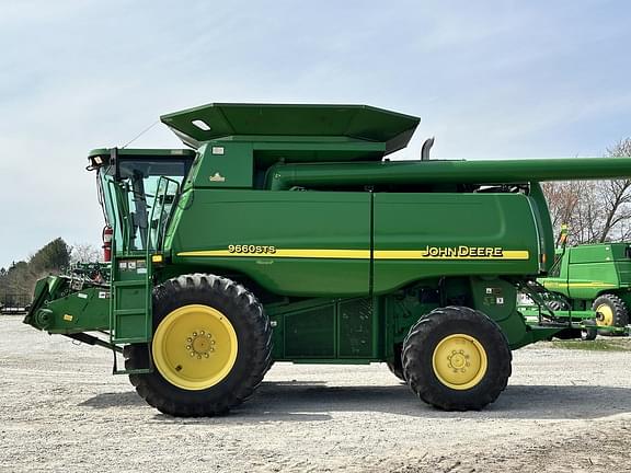 Image of John Deere 9660 STS equipment image 3