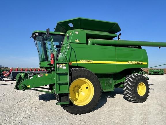 Image of John Deere 9660 STS Primary image