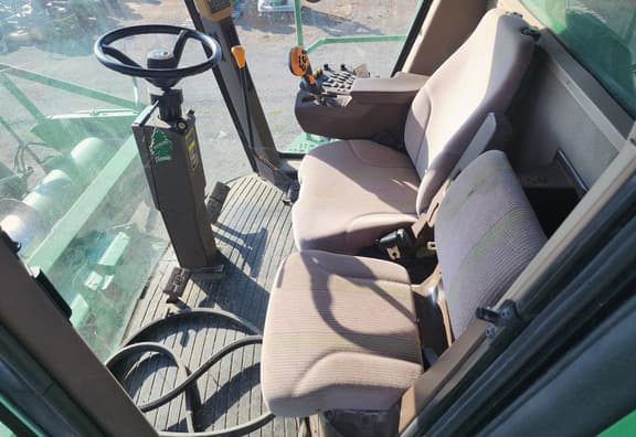 Image of John Deere 9660 STS equipment image 3