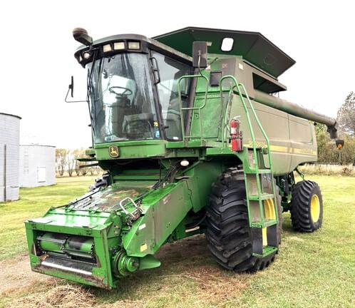 2004 John Deere 9660 STS Equipment Image0