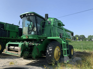 2004 John Deere 9660 STS Image