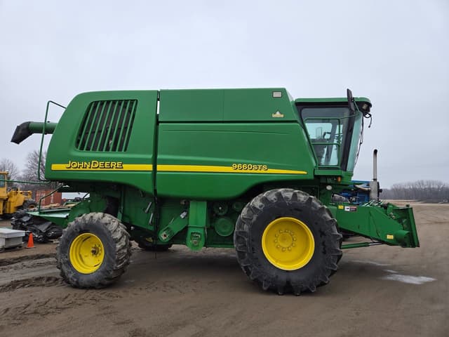 Image of John Deere 9660 STS equipment image 3