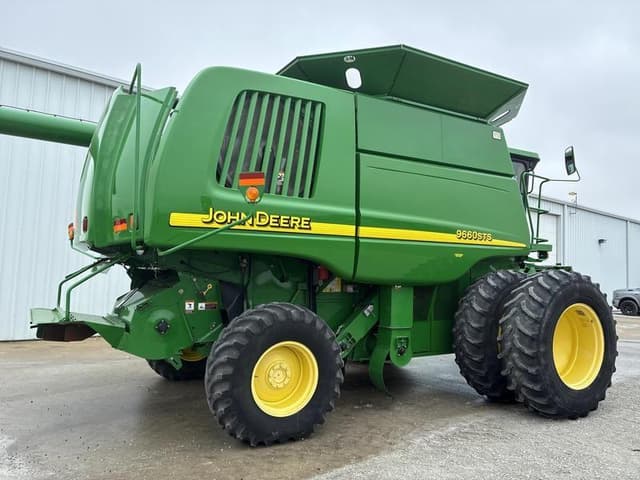 Image of John Deere 9660 STS equipment image 2
