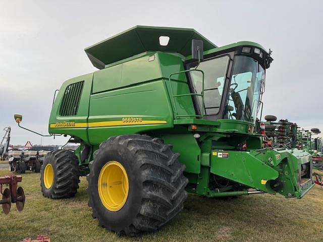 Image of John Deere 9660 STS equipment image 1