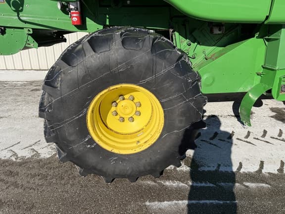 Image of John Deere 9660 equipment image 3