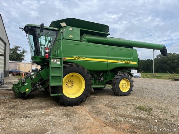 2004 John Deere 9760 STS Equipment Image0