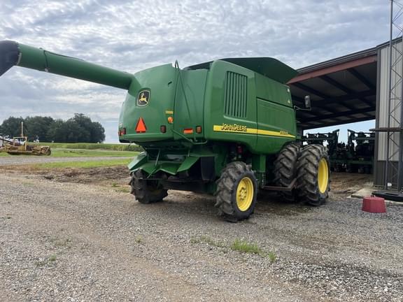Image of John Deere 9760 STS equipment image 4