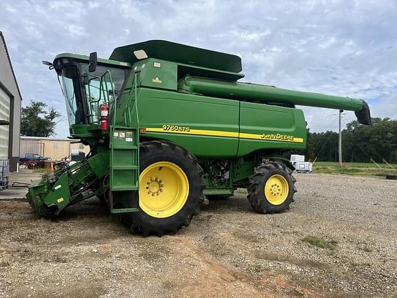 Image of John Deere 9760 STS equipment image 1