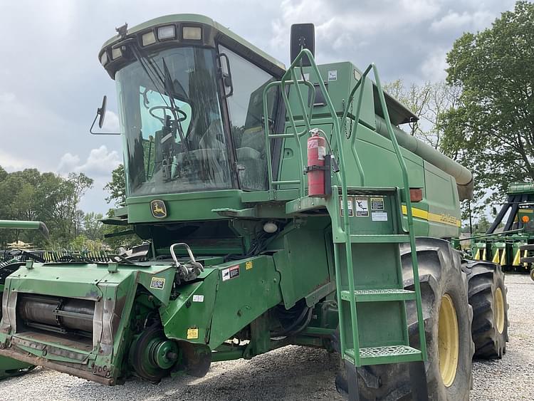 2004 John Deere 9760 STS Equipment Image0