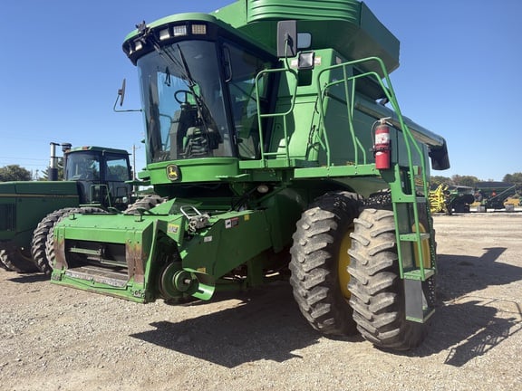 2004 John Deere 9760 STS Equipment Image0
