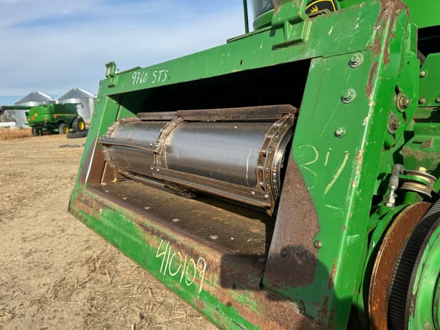 Image of John Deere 9760 STS equipment image 3