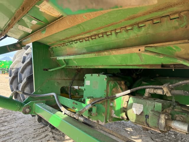 Image of John Deere 9760 STS equipment image 4