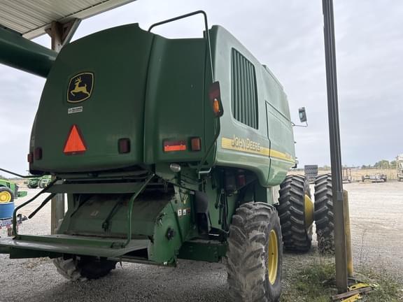 Image of John Deere 9760 STS equipment image 3