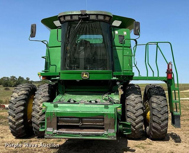 Image of John Deere 9760 STS equipment image 1