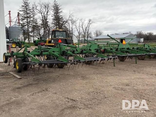 Image of John Deere 985 equipment image 2