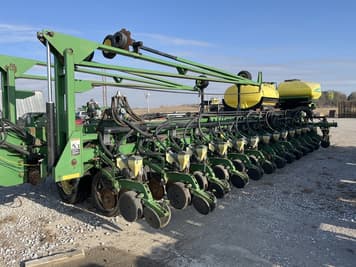 Main image John Deere DB80