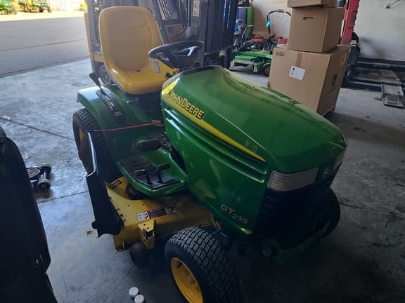 Image of John Deere GT235 equipment image 2