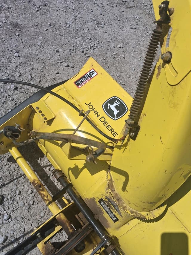 Image of John Deere GX335 equipment image 3