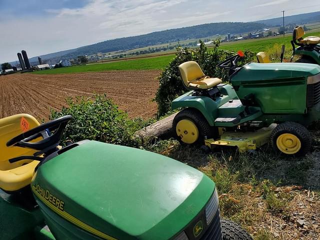 Image of John Deere GX345 equipment image 1