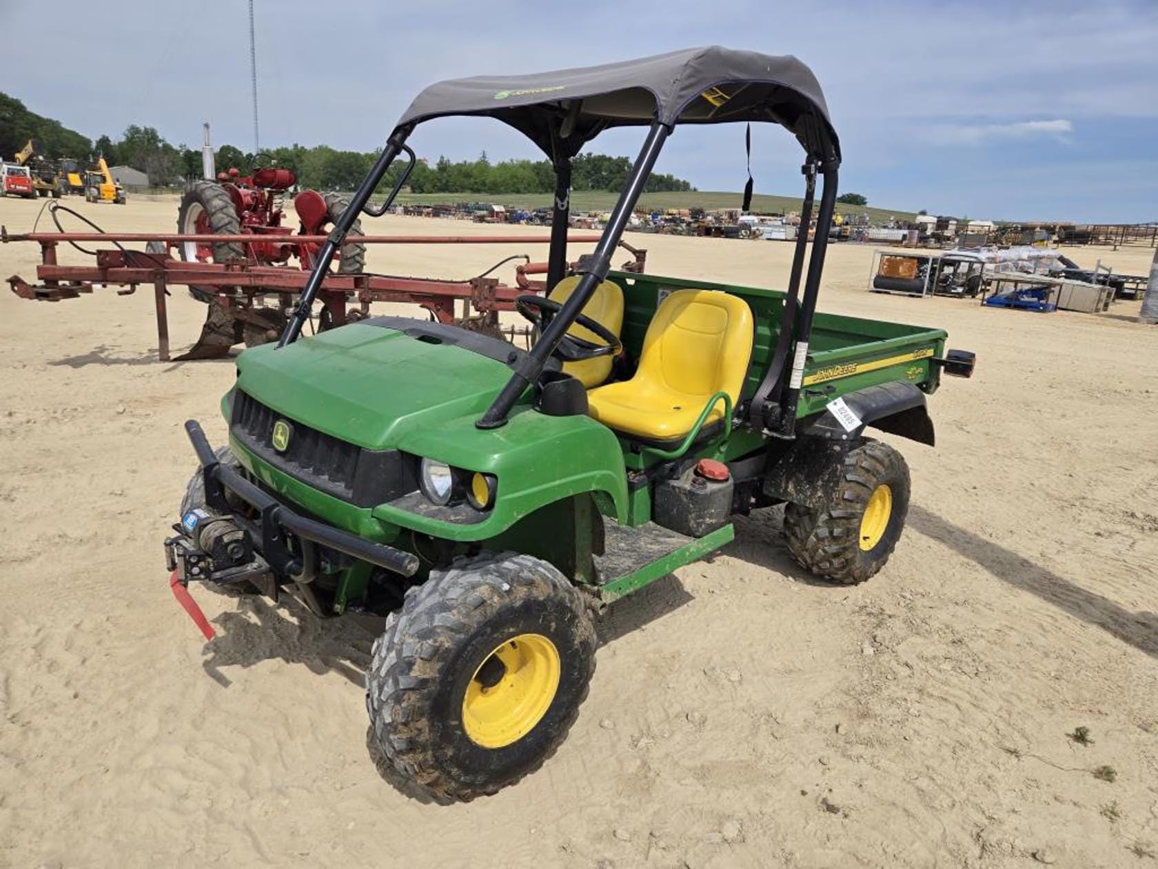 2004 John Deere Gator HPX Equipment Image0