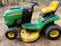 Main image John Deere L100