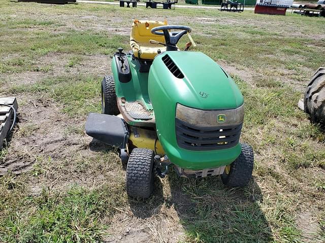 Image of John Deere L100 equipment image 1