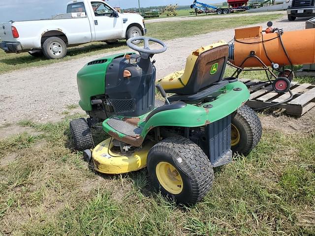 Image of John Deere L100 equipment image 4