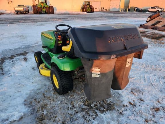 Image of John Deere LT150 equipment image 2