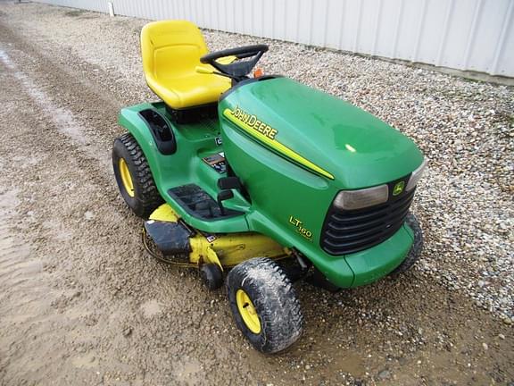 Image of John Deere LT160 equipment image 1