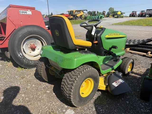 Image of John Deere LT160 equipment image 3