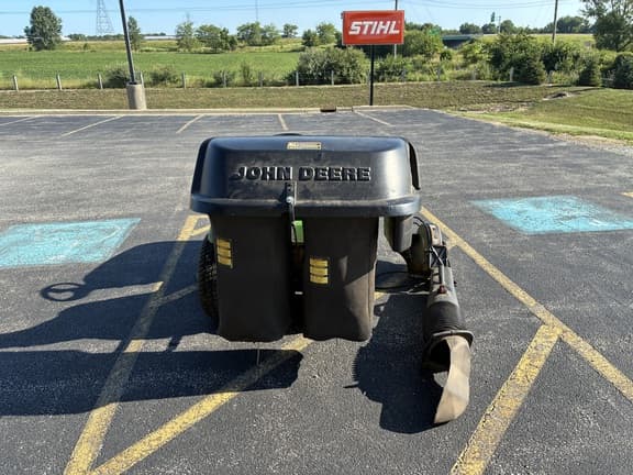 Image of John Deere LT190 equipment image 3