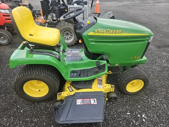 Image of John Deere LX280 equipment image 1