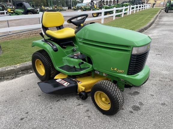 Image of John Deere LX280 Primary image