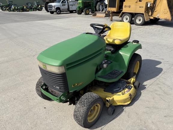 Image of John Deere LX280 Primary image