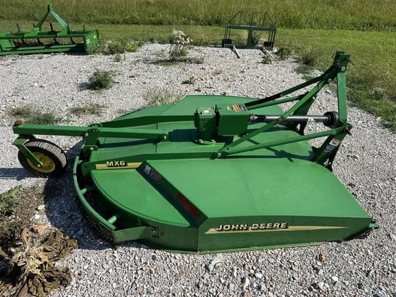 Image of John Deere MX6 equipment image 2