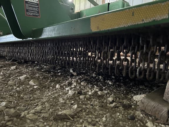 Image of John Deere MX8 equipment image 2