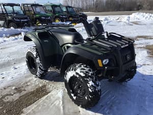 2004 John Deere Buck 500 Image