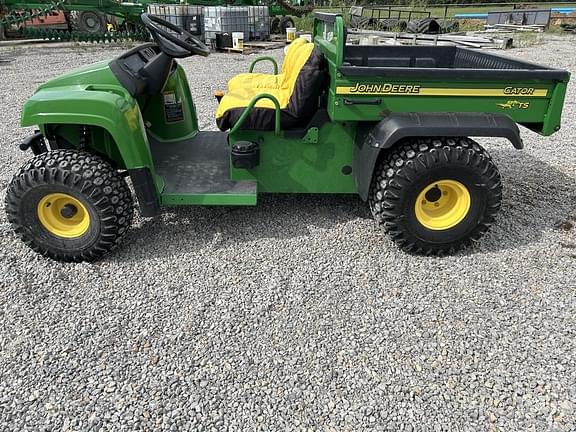 Image of John Deere Gator TS 4x2 equipment image 4