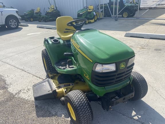 Image of John Deere X465 equipment image 3