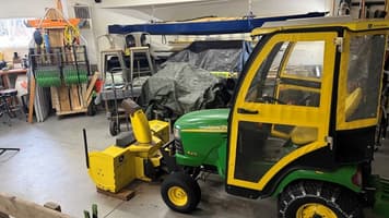Main image John Deere X475