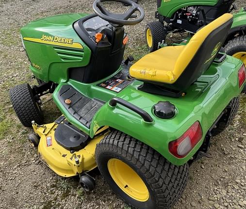 Image of John Deere X475 equipment image 4