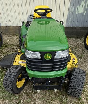 Image of John Deere X475 equipment image 1