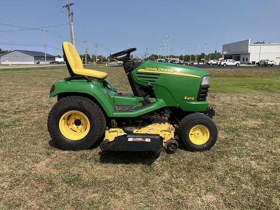 Image of John Deere X475 equipment image 4