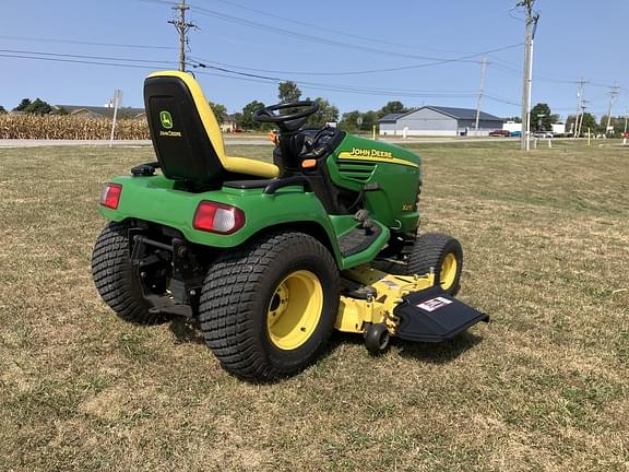 Image of John Deere X475 equipment image 3