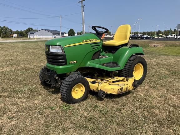 Image of John Deere X475 equipment image 1