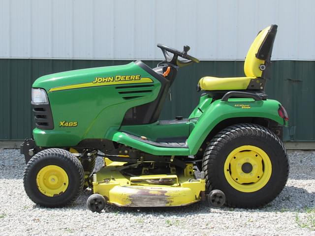 Image of John Deere X485 equipment image 1